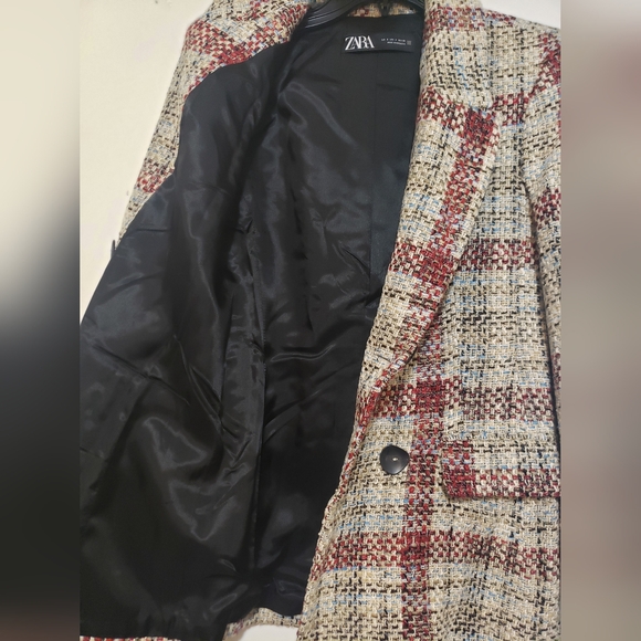 Zara Women's Red and Cream Plaid Blazer - Picture 3 of 4